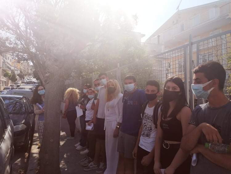 frontistirio-ksenon-glosson-argostoli-1746241B95E-2578-7200-92CF-3E470AEE9517